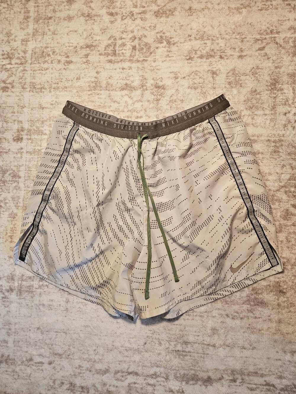 Nike Men's White Patterned Running Shorts with Green Drawstring